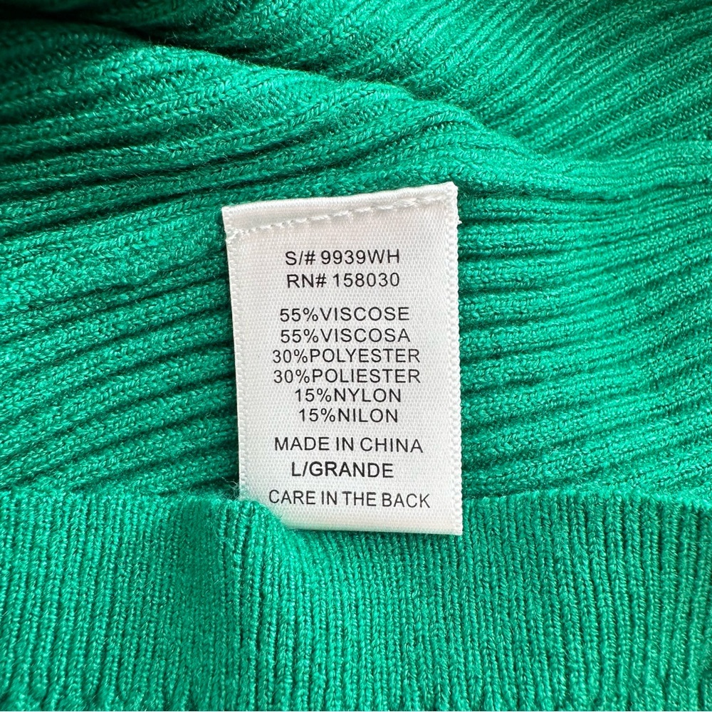 Love Tree Green Ribbed Turtleneck Sweater size Large Long Sleeves Stretch - Picture 12 of 14